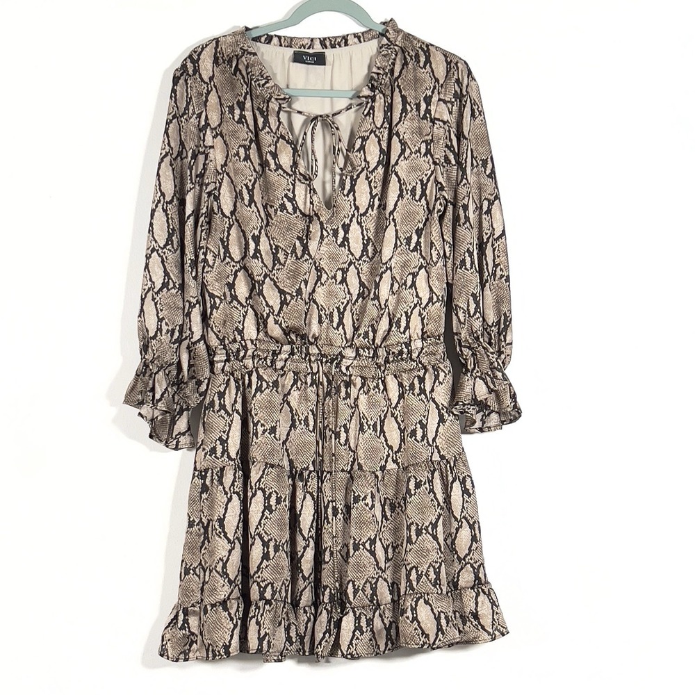 VICI Tiered Mini Dress Womens Sz L Snake Print V-Neck Ruffled 3/4 Sleeve‎